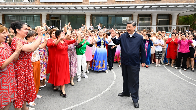 “网络思政——转载：习近平在新疆考察时强调 完整准确贯彻新时代党的治疆方略 建设团结和谐繁荣富裕文明进步安居乐业生态良好的美好新疆